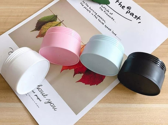 de Kosmetische Plastic Kruiken Met dubbele muren van 20g 30g 50g Pp met Deksels